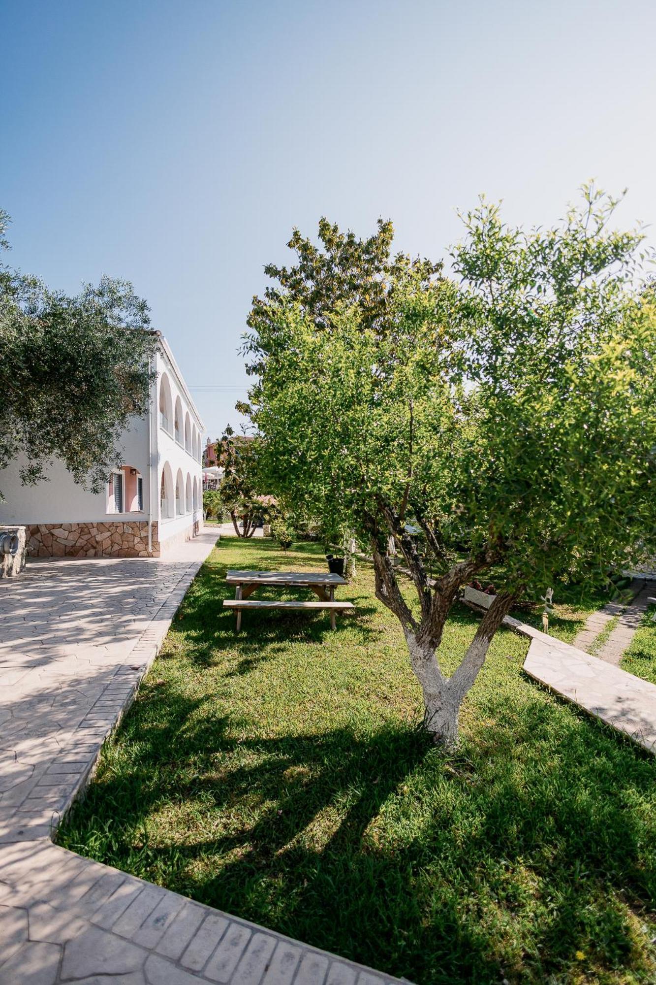 Mathraki Resort Gouviá Extérieur photo